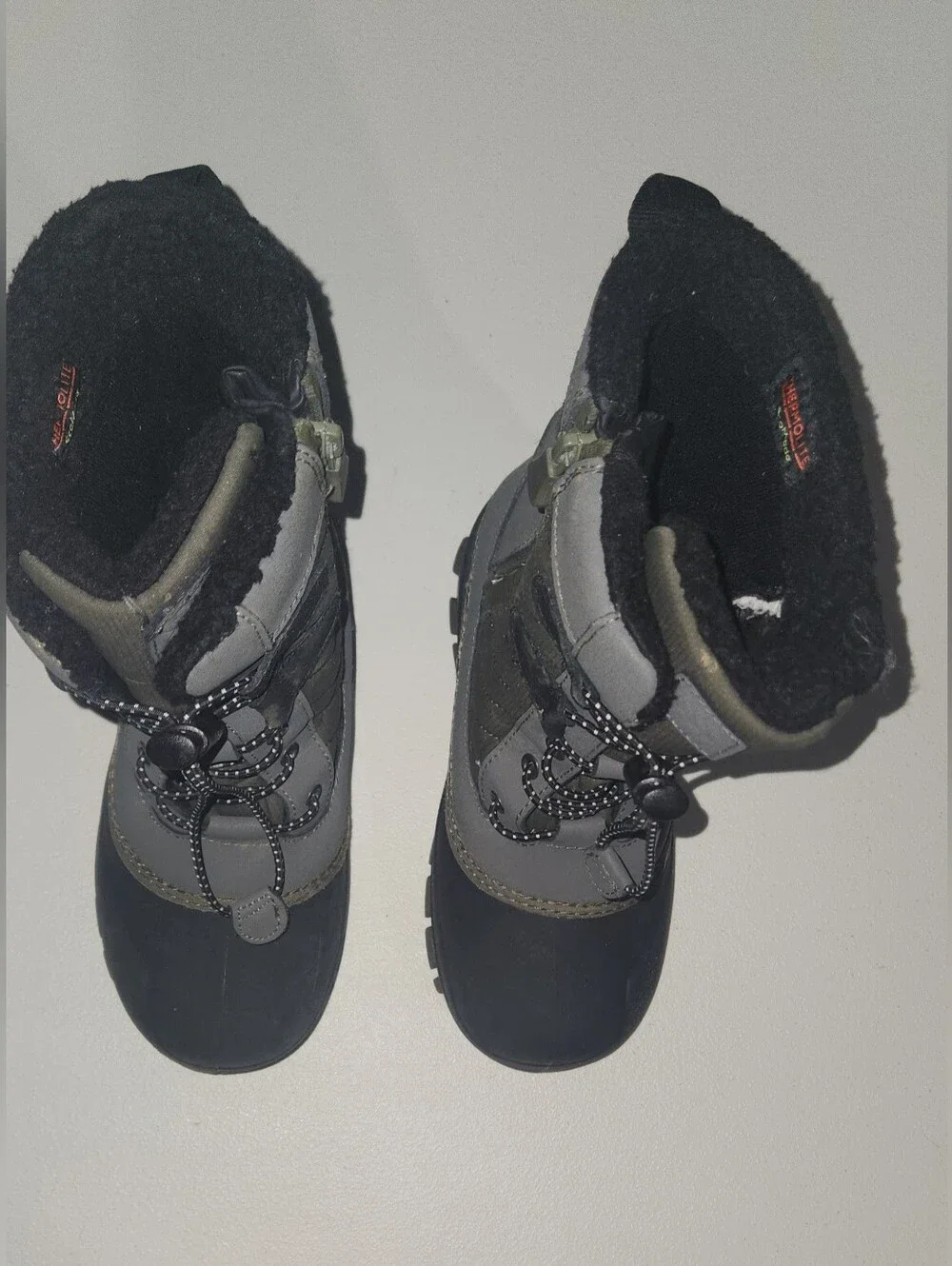 Gray/Green Quilted Winter Boots Size 1 Little Boys